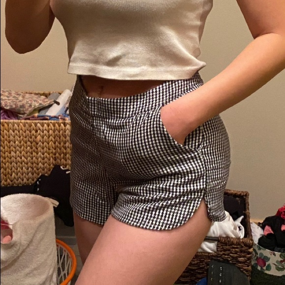 French Style Checkerboard Shorts Brandy Melville - Picture 2 of 2
